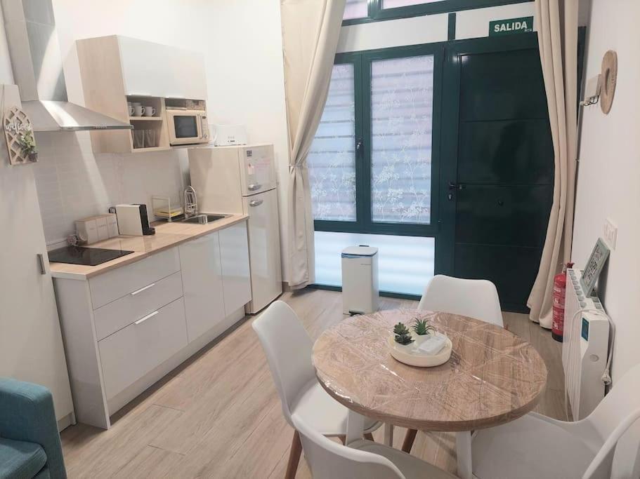 Modern Downtown Walking To Atocha Apartamento *